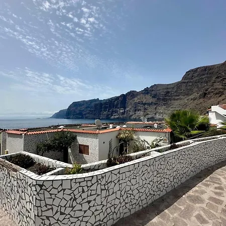 Sea View In Gigantes Apartmán