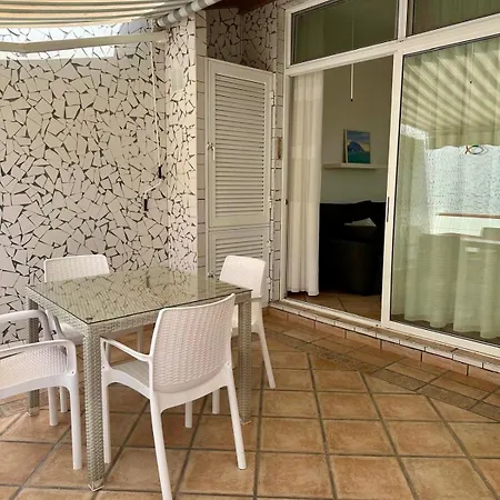 Sea View In Gigantes Apartmán